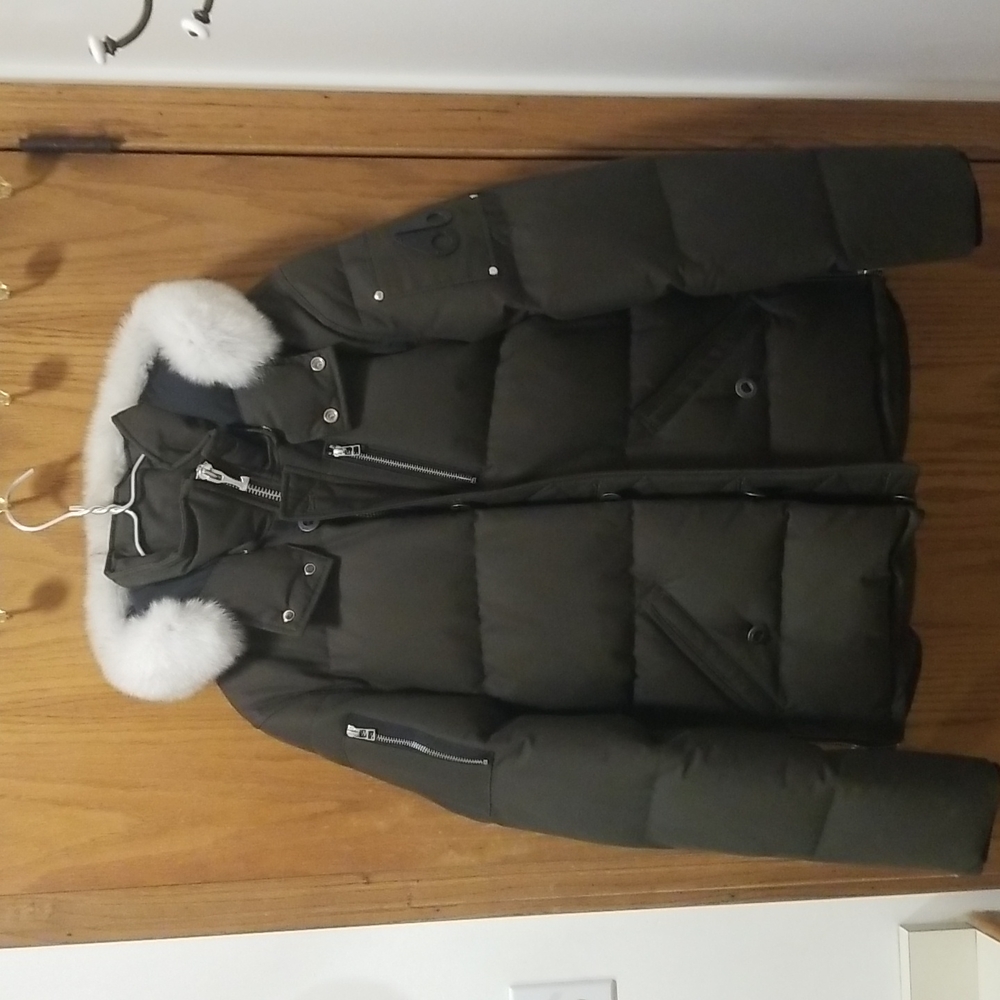 Moose Knuckle Brand New Size LG